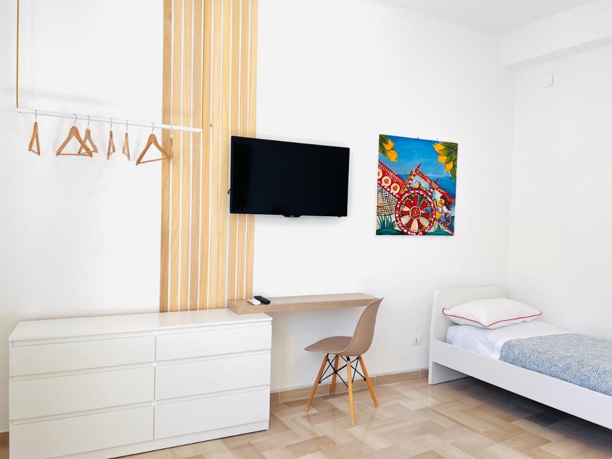 Villa Di Nera Apartments Palerme Extérieur photo